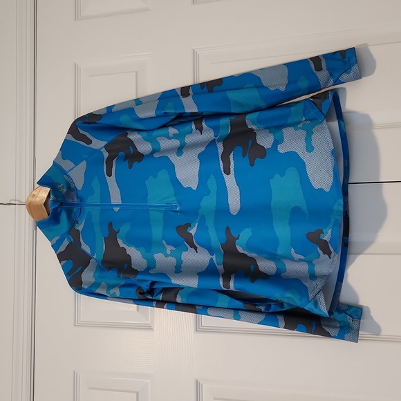 Women's Under Armour Blue Camo Print Half Zip Running Jacket Size L - Picture 1 of 3